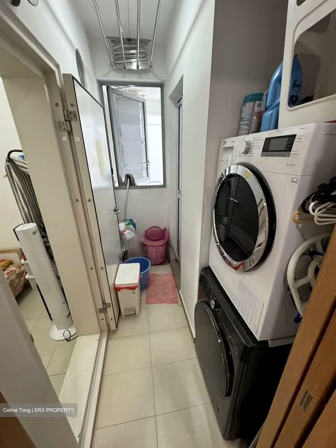 Prive (D19), Condominium #573885091